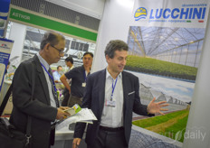 Vittorio Genuardi with Lucchini Idromeccanica sharing information about the company's greenhouses