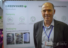 This is a picture to remember! This was the last time Peter Sallaets is photographed with the Greenyard Horticulture logo. This week the company's new name will be announced.