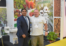 Something that is also the case for Efraim Kaufman, who grows vegetables in Papua New Guinea and can only steer climate in his greenhouse by adjusting the shade screens.