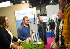 The team with Agralis offers various solutions to measure the soil, the climate and other solutions influencing the the crop growth