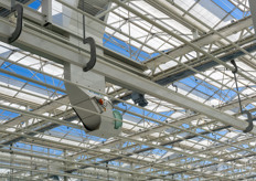 The Dalsem AIR Semi-Closed System, which is especially designed to mix the required amount of outside air or air from above the screens into the greenhouse