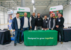 Matthieu and the Grodan team. All plants in this facility will be propagated in stone wool