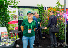 Elysha Klyn-Hesselink, Ready-Set-Grow, supplier of fruit plants