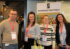 Eric Jansen (Wilderhof), Manon Krijen and Iris Veeke (Miss Berry) and Andrea van der Hoven (AGF)